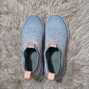 Adidas Cloudfoam fit shoes